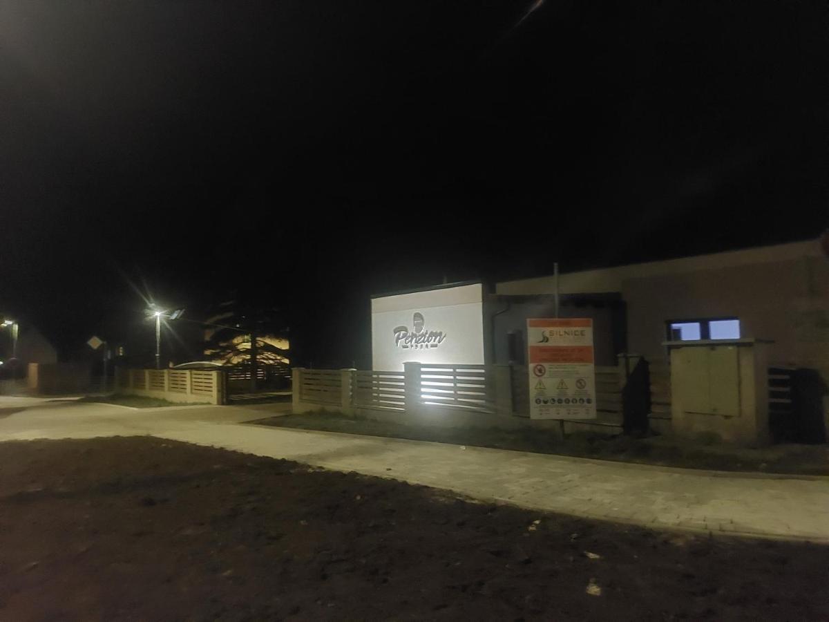 Penzion Tosa Klášterec nad Ohří Εξωτερικό φωτογραφία